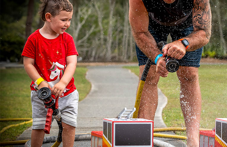 Laurieton firies welcome community to annual open day