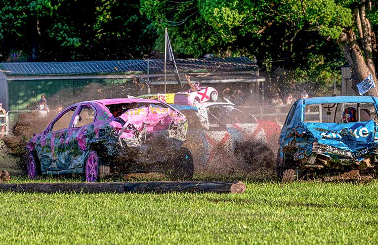 Demolition derby chaos. Photos: Kim Ambrose/SaltyFoxFotography.