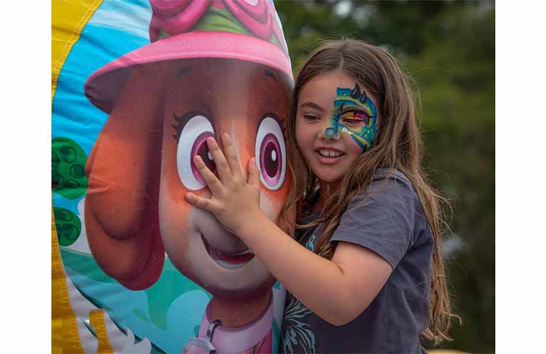 Sideshow Alley. Photos: Kim Ambrose/SaltyFoxFotography.