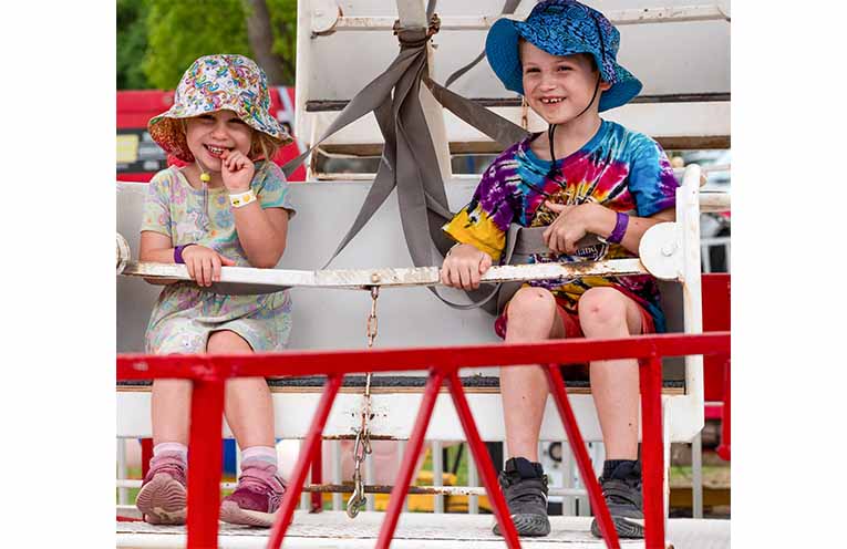 Sideshow Alley. Photos: Kim Ambrose/SaltyFoxFotography.