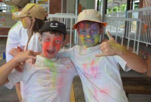 Laurieton Public School abuzz with energy and colour for fun day