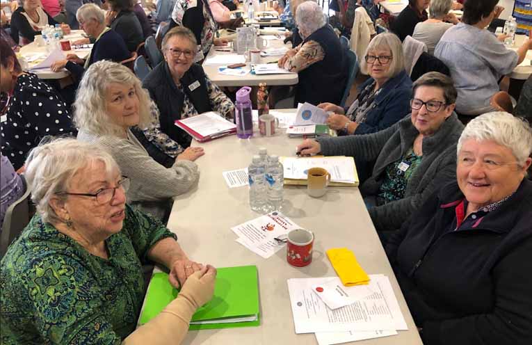 Bonny Hills Branch members with guest speakers Beverly Gibbs and Elizabeth Newman.