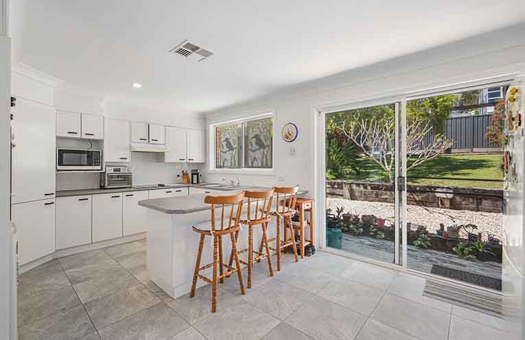 PROP_arcourts Laurieton(1)