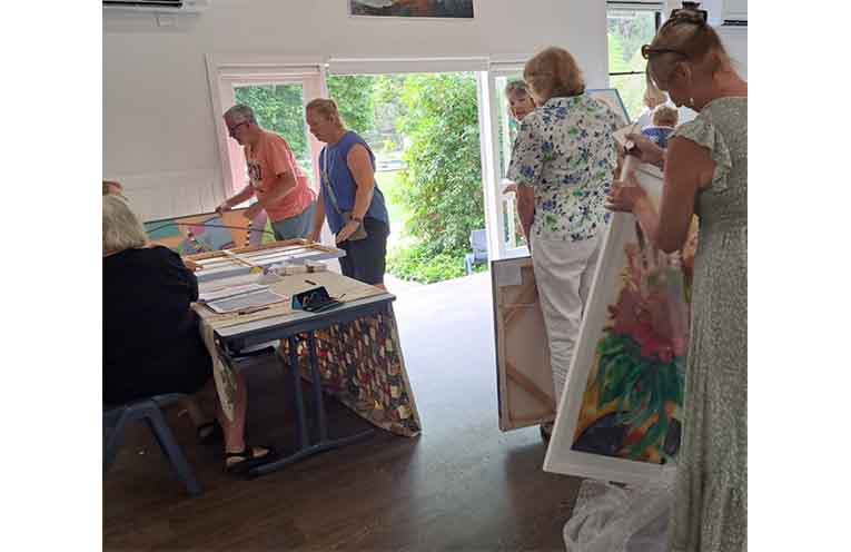 The 5th Bonny Hills Art Prize is now underway.