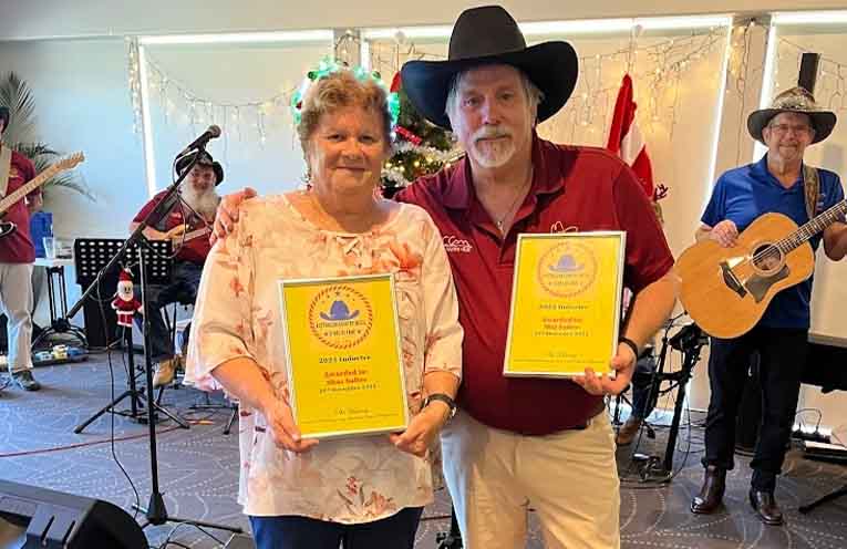 Camden Haven performers Mal and Shaz honoured with Australian Country Music Stars of Fame induction