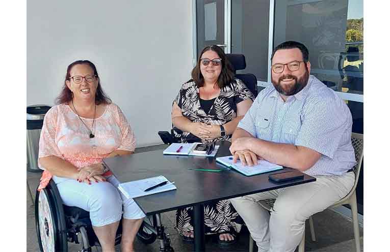 Advocates Sarah Eade and Rachael Thorpe with Chamber President Luke Hadfield.