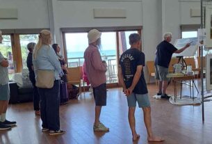 ‘Comeback’ exhibition of Bonny Hills Artists a success