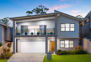 31 St Lucia Pl, Bonny Hills is on the market with Beachscape Property