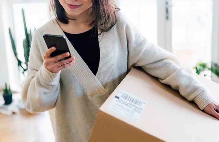 Fake tax refunds, bank messages and online sales scams surge before EOFY