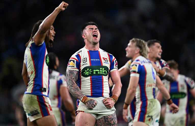 Courageous Newcastle Knights sink Panthers to book grand final berth against Roosters