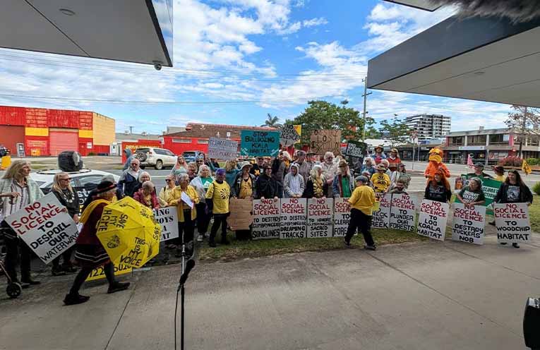 Protesters had a clear message. Photo: Brian Mahoney.