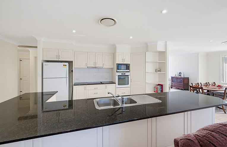 PROPERTY_LCBHRE_091026_ROC_2